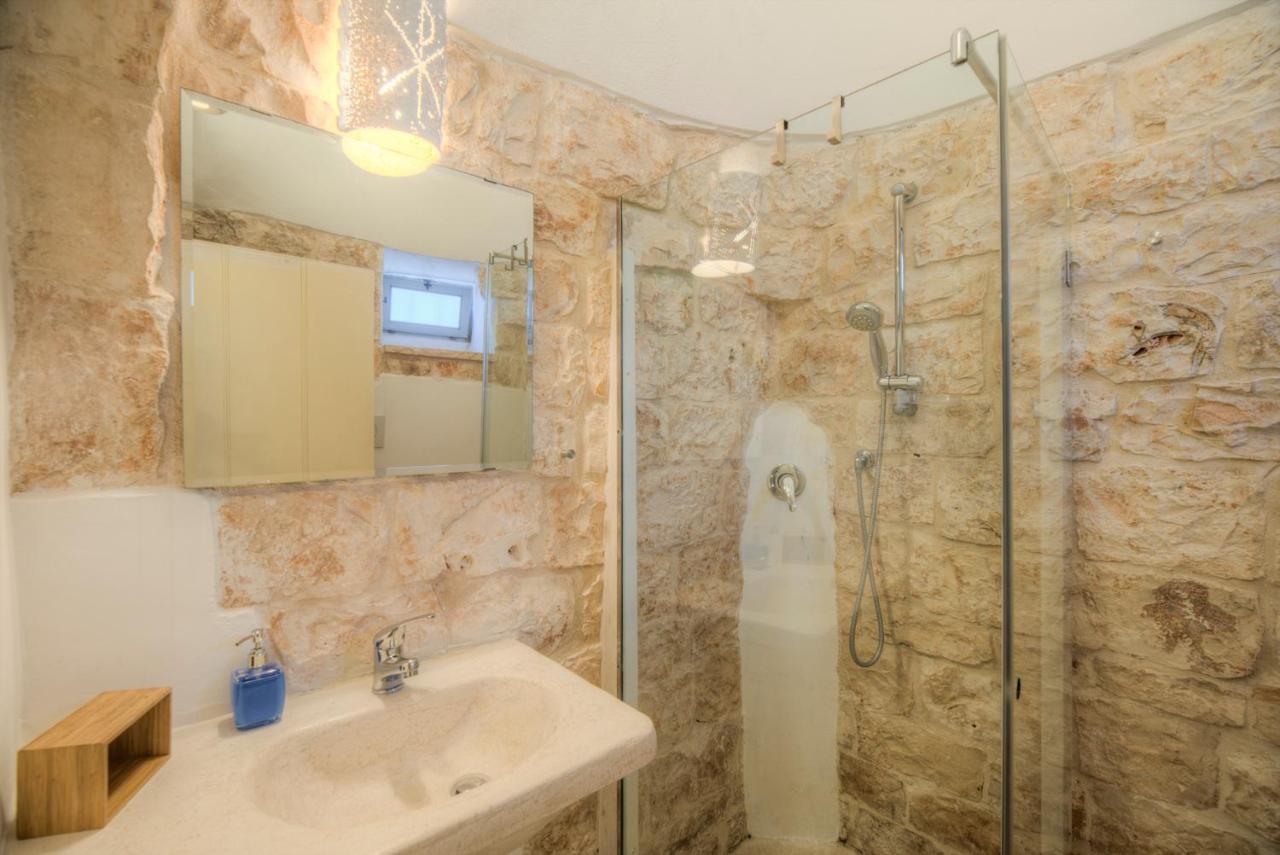 Trulli Capo Di Lupo By Rentbeat Villa Cisternino Eksteriør bilde